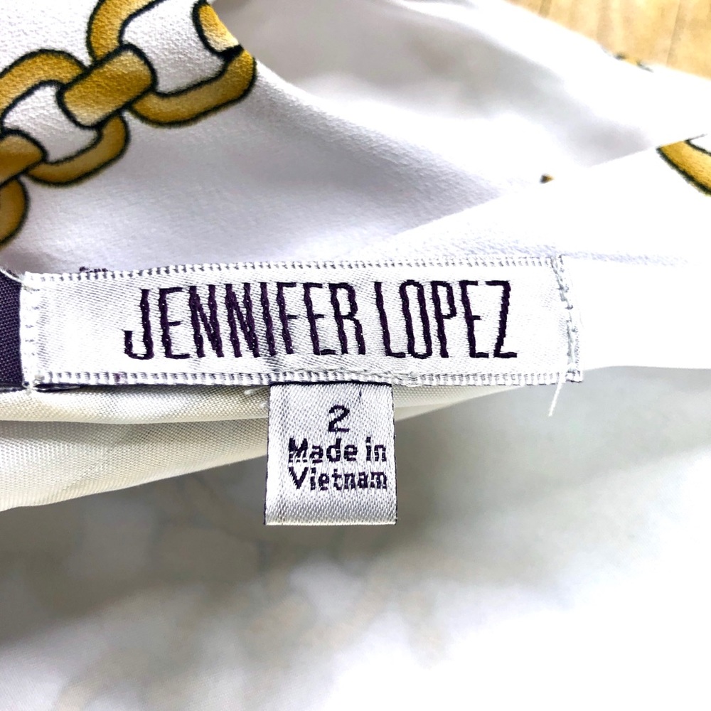 Jennifer Lopez White & Chain Print Romper - Picture 3 of 6